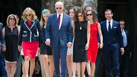 Jill Bidens Memoir 9 Things We Learned About Wife Of Joe Biden