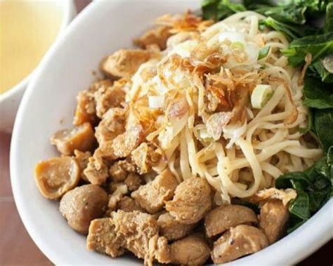 Mie Ayam Jamur Mushroom Chicken Noodles Favourite