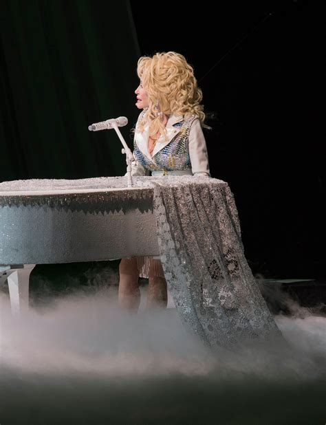 Dolly Parton Reveals A Photo With No Wig Blog Cjcb