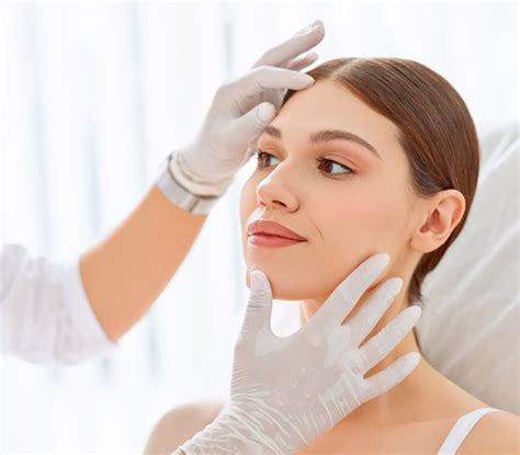 Best Dermatologist In Dubai Skin Specialist Uae Pro Derma Clinic