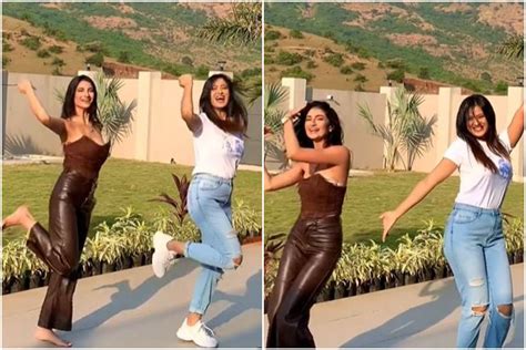 Shweta Tiwari And Daughter Palak Turn Bijlee In Latest Dance Video Watch