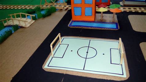 Maquete De Campo De Futebol Com Papelão