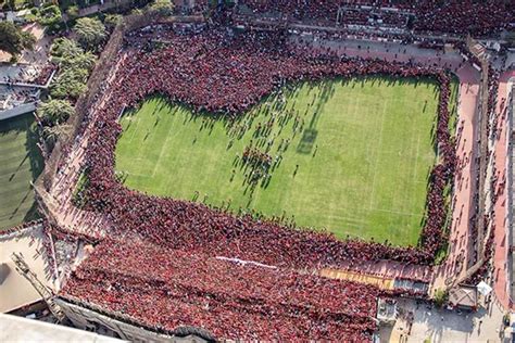 يوجد مقره في مدينة جدة غرب السعودية. صورة جماهير الأهلي في «التتش» تبُهر صحافة العالم | المصري ...