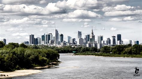 Non Castrated Panorama Of Warsaw In 2020 Reurope
