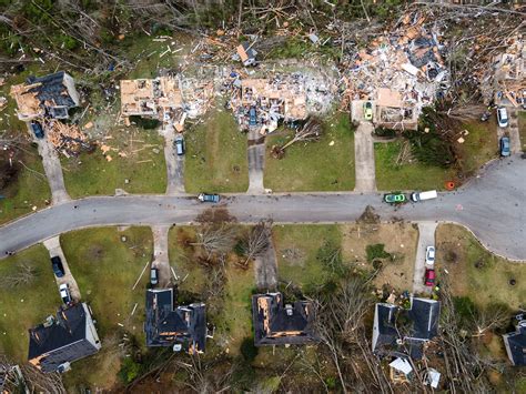 Photos The Scene After Deadly Tornadoes Cut Across Alabama The