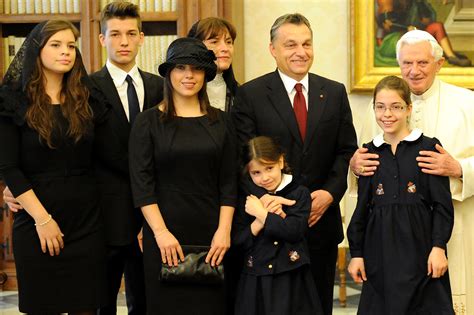 We did not find results for: Orbán magánzarándokként megy Rómába