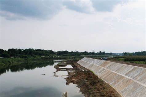 Pia Dpwh Completes Flood Control Projects Along Pe Aranda River