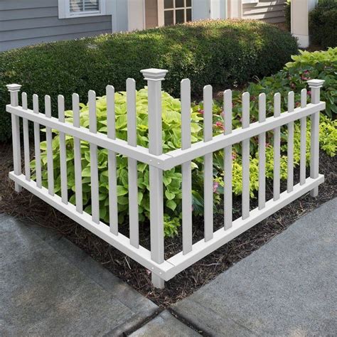 Decorative Corner Yard Fence