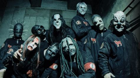 Relax it's over, you belong to me i fill your mouth with dirt relax it's over, you can never leave i take your second digit with me love you are my first, i can barely breathe i find you. SLIPKNOT: Todos sus discos ordenados de peor a mejor ...