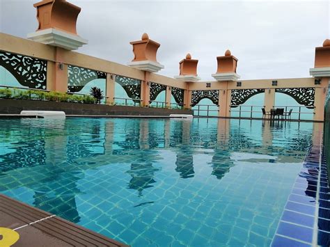 Paya bunga hotel terengganu is a shariah compliant hotel where situated on the east coast of peninsular malaysia, kuala terengganu. PAYA BUNGA HOTEL TERENGGANU (R̶M̶ ̶1̶5̶7̶) RM 101: UPDATED ...