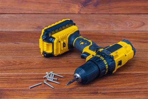 9 Best Cordless Drill For Woodworking 2022 Guide Industry Diy