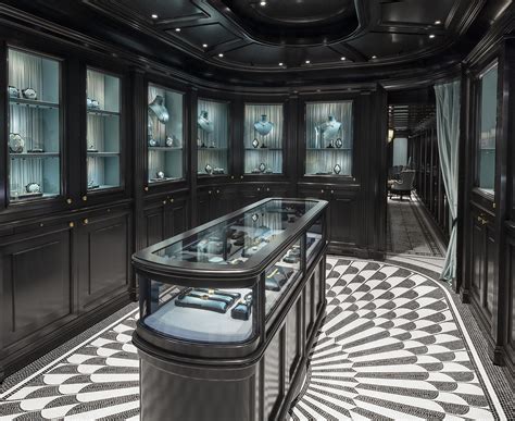 Gucci Debuts Fine Jewellery Line Opens First Fine Jewellery Store In Paris