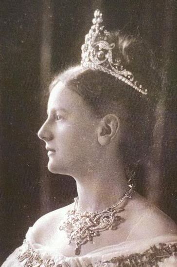 Looking for the ideal netherlands gifts? Saturday Sparkler: Queen Wilhelmina's Wedding Gift Tiara ...