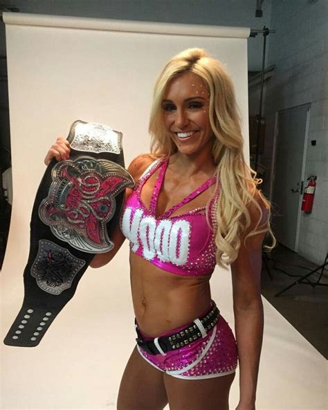 Charlotte Charlotte Wwe Wwe Female Wrestlers Wrestling Divas