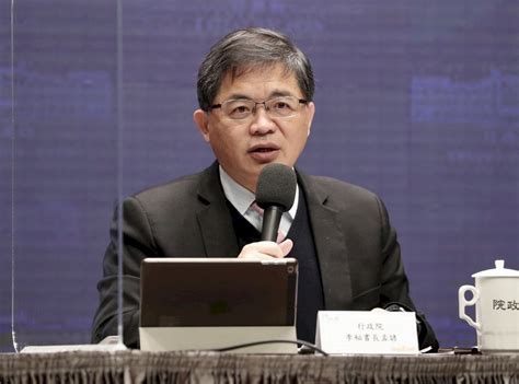 延伸閱讀 台灣反瘦肉精毒豬聯盟•盼與ait對話 蘇偉碩：萊劑訊息都有所本 台灣反萊豬醫師蘇偉碩遭衛福部告發•高雄警方通知25日到案說明 藍營質疑:現. 蘇偉碩遭告發 政院：言論自由不等於散布謠言自由 - 新聞 - Rti 中央廣播電臺