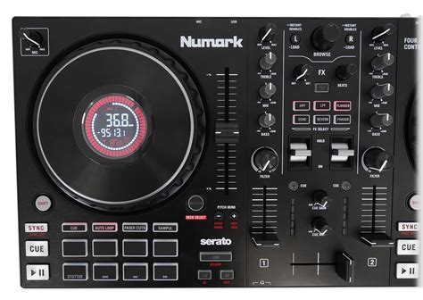 Numark Mixtrack Platinum Fx 4 Deck Serato Dj Controllerheadphones