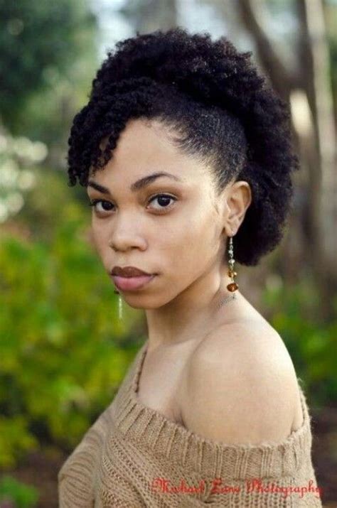 58 Short Curly Hairstyles For African American Women To Try New