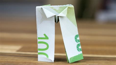 Geldgeschenk Idee Geldschein Hose Falten Origamianleitung Youtube Von