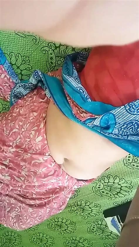 Tamil Mami Whatsapp Video Chat With Audio Part 5 Xhamster