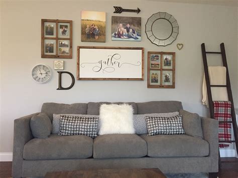 Ideas To Decorate Wall Behind Sofa Decorstorezone