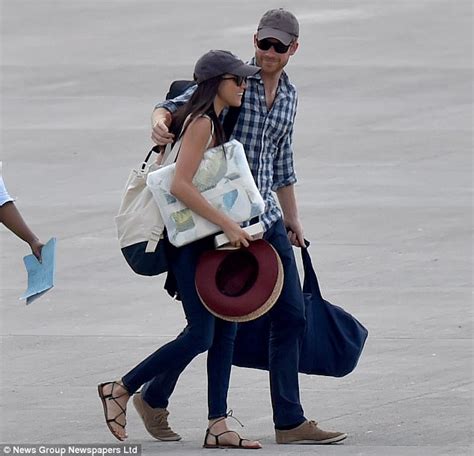Piers morgan personally attacking duchess meghan. Prince Harry and Meghan Markle round off African holiday ...