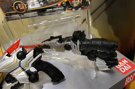 Toy Fair 2013 More Power Rangers Megaforce Images Tokunation
