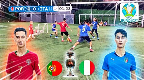 Na primeira parte, a itália teve duas soberanas ocasiões para quebrar o nulo. EUROCOPA 2020 PORTUGAL vs ITÁLIA JOGO 3 vs 3 DESAFIOS DE ...