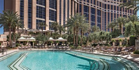 Hotel Review Vegas Done Right At The Palazzo Canadian Traveller