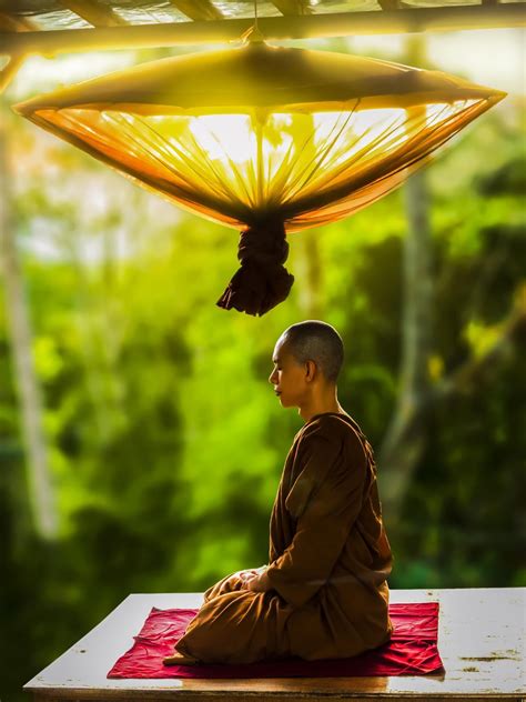 How To Meditate Like A Buddhist Monk