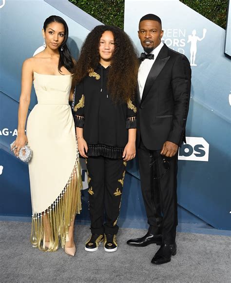 Jamie Foxx S Daughter Corinne Poses In Picturesque Home State In A Stunning Photo