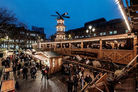Manchesters Christmas Markets Have A New Home Piccadilly Gardens