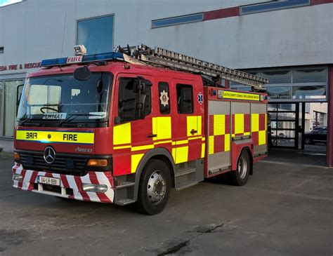 To The Rescue Dublin City Fire Brigade Crew Successfully Help Woman