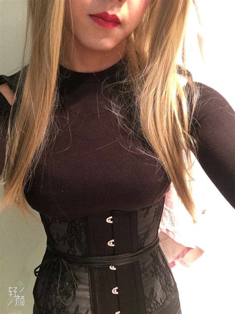 corset crossdresser heaven