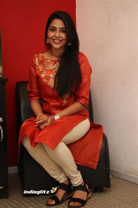 Aishwarya Lakshmi Photos Telugu Actress Photos Images Gallery
