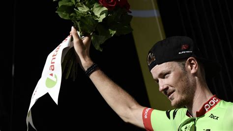 Jump to navigation jump to search. Dylan van Baarle, en vue durant le Tour, prolonge chez ...