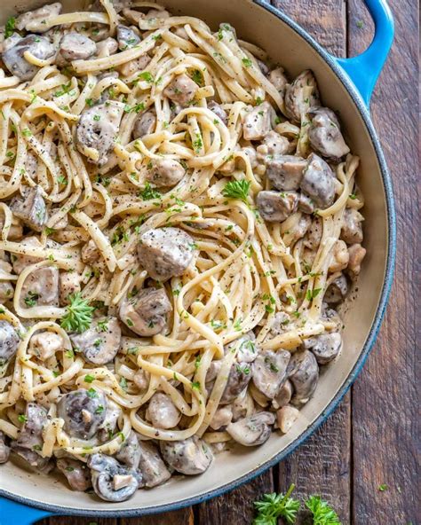 Creamy Chicken Mushroom Pasta With Alfredo Sauce Blondelish Com