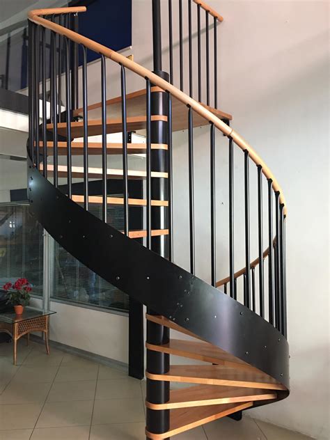 Simple Science: How to Make a Volcano with Kids