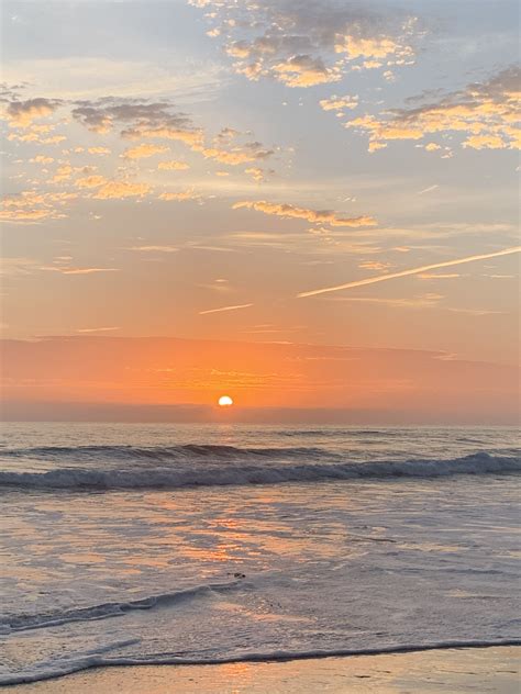 Sunset On The Beach Sunset Photography Ocean Sunset Photography Sky