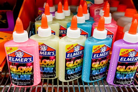 Can you use glue to remove a splinter? - Hacks That ...