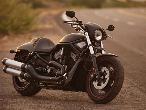 Die maschine wurde in wiesbaden bei bad boy customs umgebaut *280er reifen eingetragen *nlc. Harley Davidson Night Rod