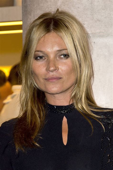 kate moss beauty looks we love the model s iconic makeup moments fashion magazine