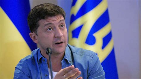 Ukraine: Präsident Selenskyj und seine Bilanz nach einem Jahr | Politik