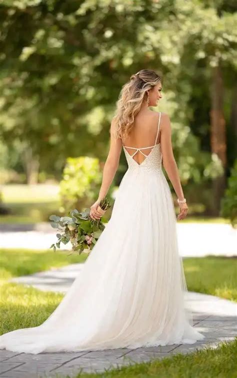 Casual Wedding Dress With Back Detail Stella York Wedding Dresses