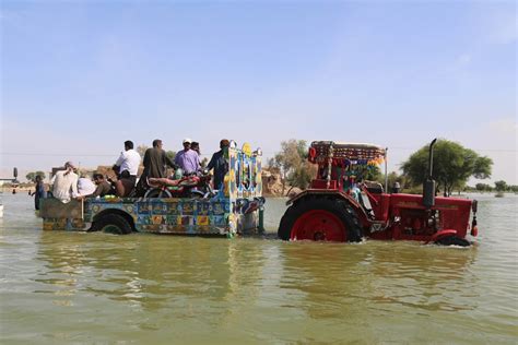 Pakistan daki sel felaketinde can kaybı bin 545 e yükseldi Yeni Akit