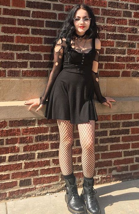 grad outfits cool outfits fashion outfits grunge goth hot goth girls gothic girls
