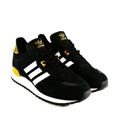 Express your sunny sense of style with our wide range of adidas womens gold shoes and sportswear. Adidas Originals ZX 700 Womens in Black/White/Gold | Natterjacks