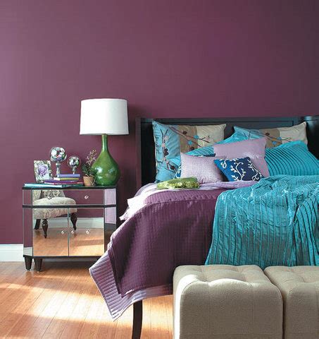 Are you looking for purple bedroom designs that will create a feeling of enchantment and fascination? Bedroom Décor in Purple | My Decorative