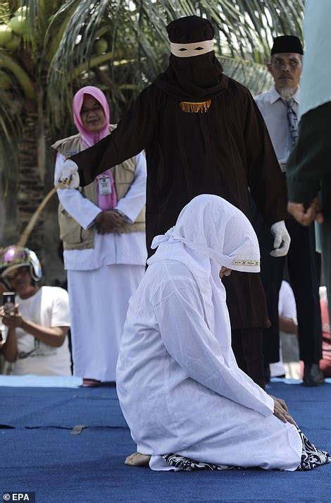 Unmarried Couples Are Whipped For Breaking Sharia Law In Indonesia