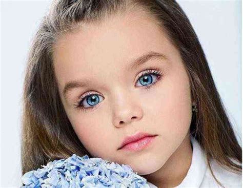 Russa De 6 Anos é Chamada De A Menina Mais Linda Do Mundo