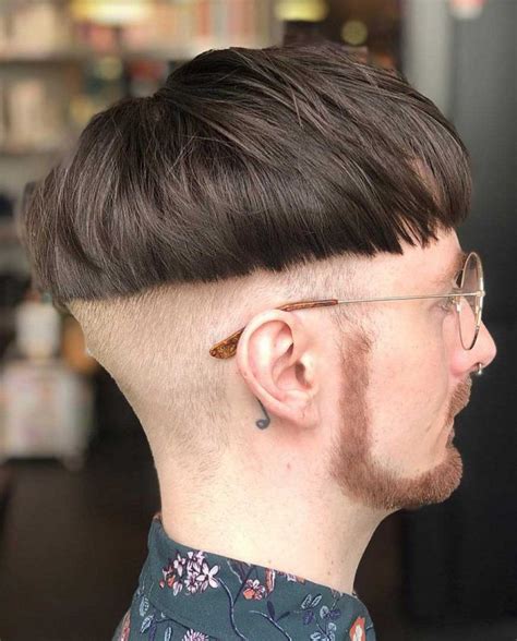 32 stylish modern bowl cut hairstyles for men men s hairstyle tips